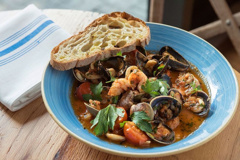 Our Top 5 Tips for Photographing Food | The Motif Blog Our Top 5 Tips for Photographing Food | The Motif Blog